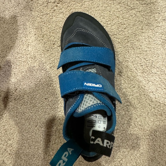 Scarpa origin climbing shoes made in Italy leather almost new - Picture 3 of 6